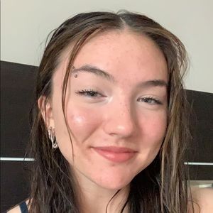 Meet your Posher, Keira